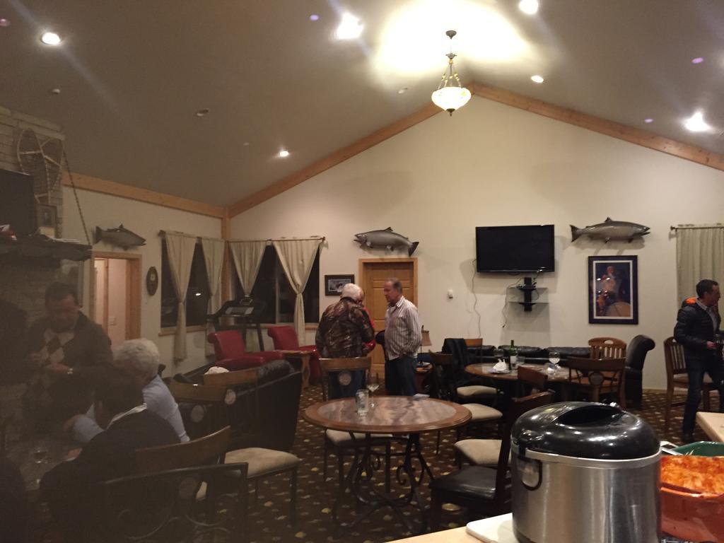 Salmon Catcher Lodge Kenai Ngoại thất bức ảnh